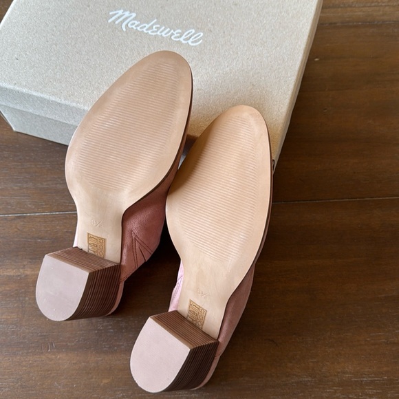 Size 8.5 Madewell The Harper Mule in Suede in old rose pink - Picture 5 of 13